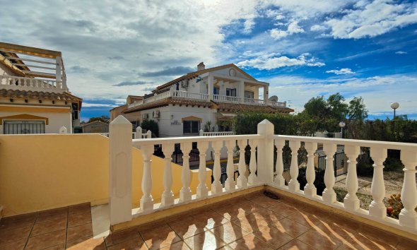 Reventa - Town House -
Orihuela Costa - Costa Blanca
