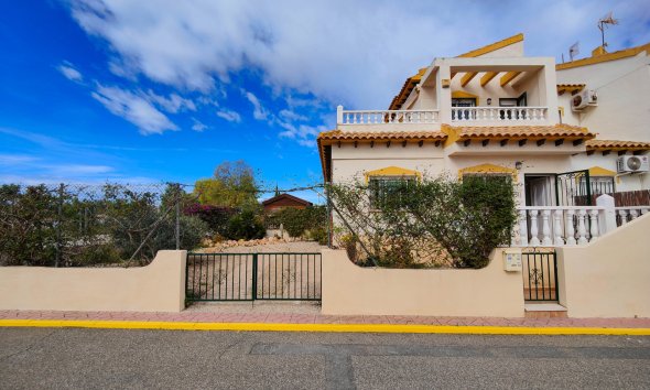 Reventa - Town House -
Orihuela Costa - Costa Blanca