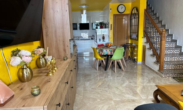 Revente - Town House -
Bigastro - Inland