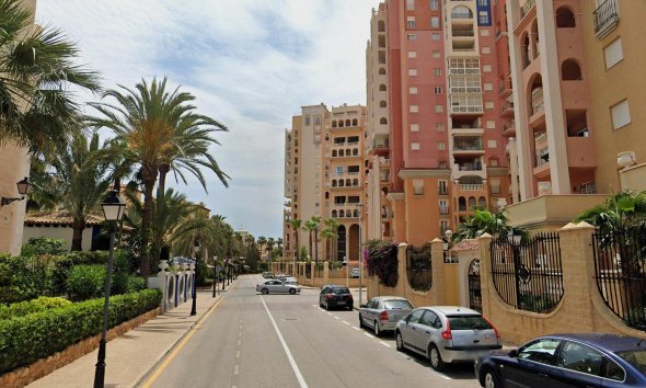 Resale - Apartment -
Torrevieja - Playa de los Locos
