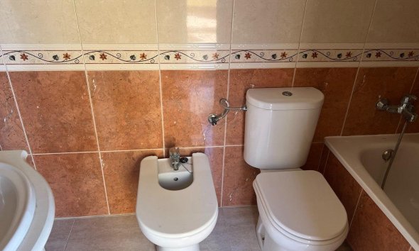 Reventa - Ático -
Guardamar del Segura - Puerto Deportivo