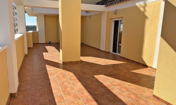 Reventa - Ático -
Guardamar del Segura - Puerto Deportivo