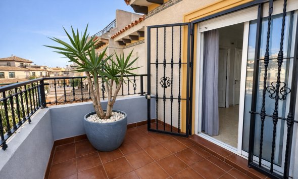 Revente - Quad House -
Orihuela Costa - Villa's San Jose IV