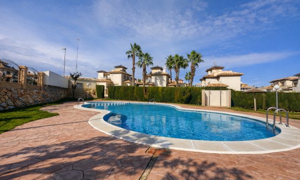 Revente - Quad House -
Orihuela Costa - Villa's San Jose IV