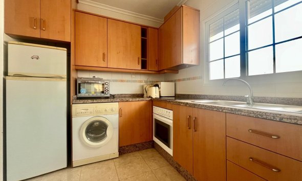 Resale - Bungalow -
San Fulgencio - La Marina