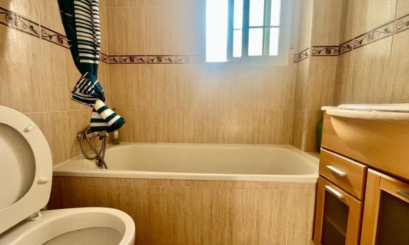 Resale - Bungalow -
San Fulgencio - La Marina