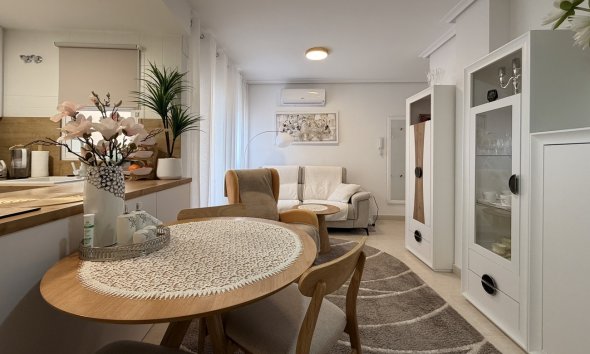 Reventa - Apartment -
Torrevieja - Costa Blanca