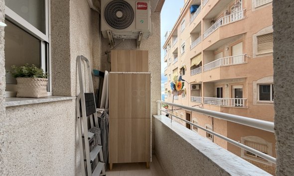Reventa - Apartment -
Torrevieja - Costa Blanca