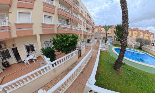 Reventa - Apartment -
Torrevieja - Centro