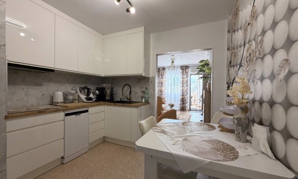 Reventa - Apartment -
Torrevieja - Urb. Calas Blancas III