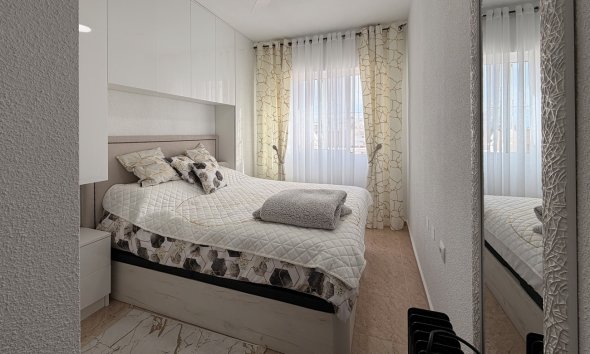 Reventa - Apartment -
Torrevieja - Urb. Calas Blancas III