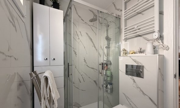 Reventa - Apartment -
Torrevieja - Urb. Calas Blancas III