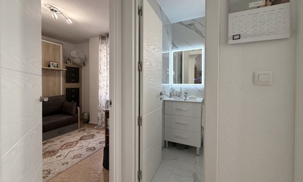 Reventa - Apartment -
Torrevieja - Urb. Calas Blancas III