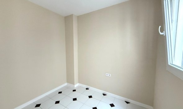 Reventa - Apartment -
Torrevieja - Centro