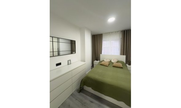 Resale - Apartment -
Torrevieja - Curva Del Palangre