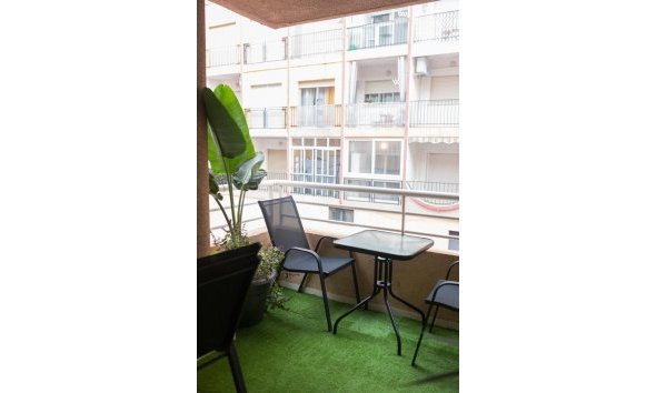 Resale - Apartment -
Torrevieja - Curva Del Palangre