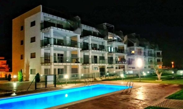 Revente - Apartment -
Villamartin
