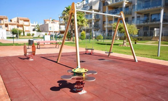 Revente - Apartment -
Villamartin