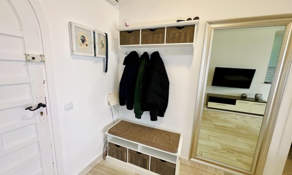 Resale - Apartment -
Torrevieja - Miramar - Torre Del Moro