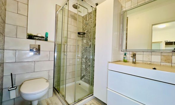 Resale - Apartment -
Torrevieja - Miramar - Torre Del Moro