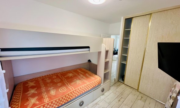 Resale - Apartment -
Torrevieja - Miramar - Torre Del Moro