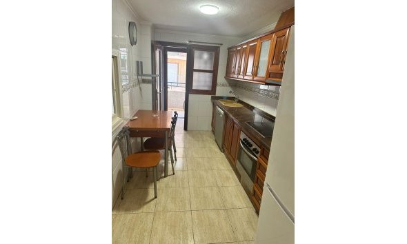 Resale - Apartment -
Torrevieja - El Acequión - Los Náufragos