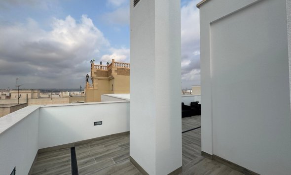 Resale - Apartment -
Torrevieja - Centro