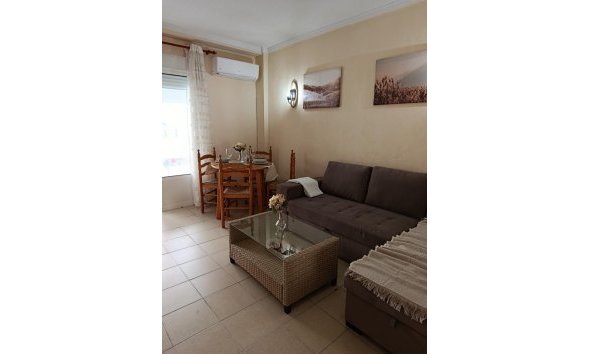 Resale - Apartment -
Torrevieja - Cabo Cervera