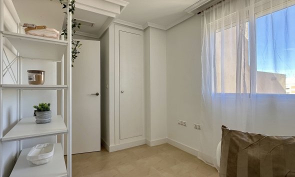 Revente - Apartment -
Torrevieja - Costa Blanca