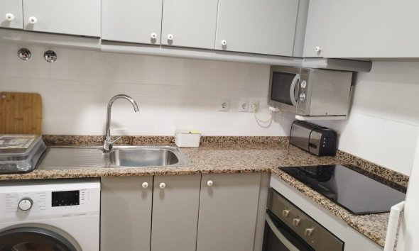 Reventa - Ático -
Torrevieja - La Mata