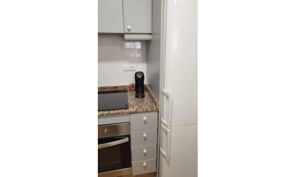 Reventa - Ático -
Torrevieja - La Mata