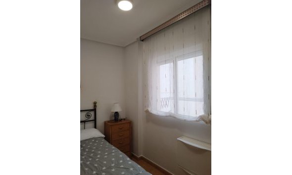 Reventa - Ático -
Torrevieja - La Mata