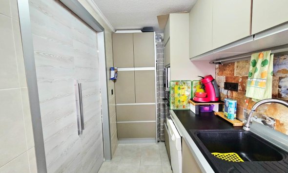 Resale - Apartment -
Torrevieja - Playa De Los Naufragos