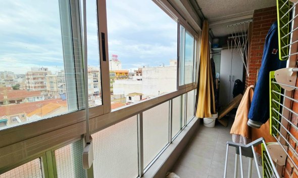 Resale - Apartment -
Torrevieja - Playa De Los Naufragos