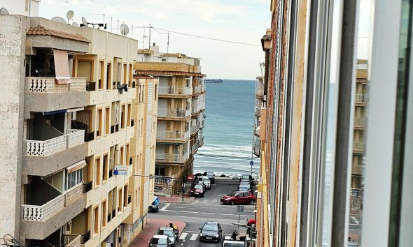 Resale - Apartment -
Torrevieja - Playa De Los Naufragos