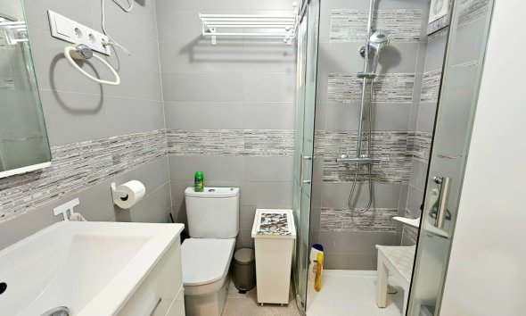 Resale - Apartment -
Torrevieja - Playa De Los Naufragos