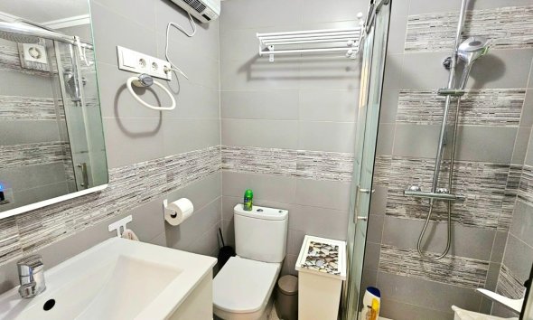 Resale - Apartment -
Torrevieja - Playa De Los Naufragos