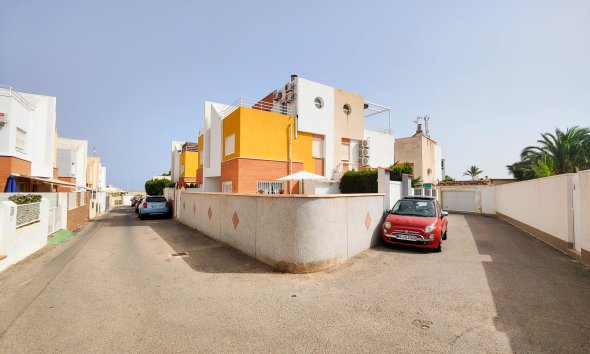 Resale - Town House -
Orihuela Costa - Costa Blanca
