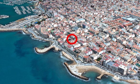 Revente - Apartment -
Torrevieja - Paseo Maritimo