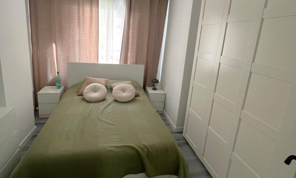 Revente - Apartment -
Torrevieja - Curva Del Palangre