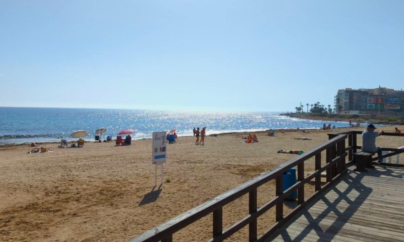 Revente - Apartment -
Torrevieja - Curva Del Palangre