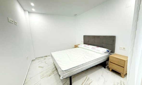 Reventa - Apartment -
Torrevieja - Parque de las Naciones