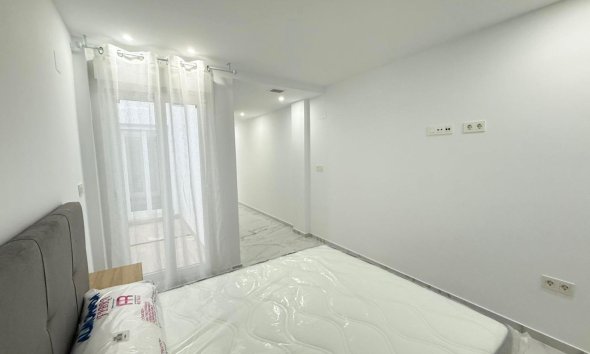 Reventa - Apartment -
Torrevieja - Parque de las Naciones