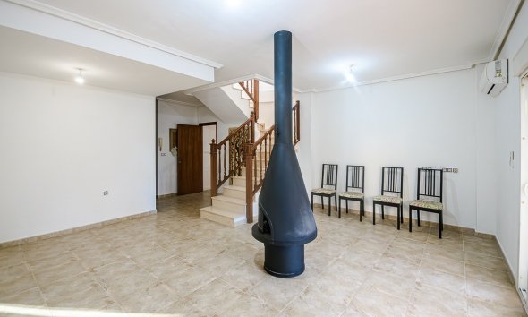 Revente - Villa -
Benferri - Inland