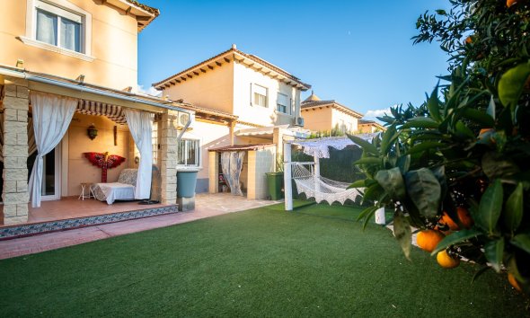 Revente - Villa -
Benferri - Inland