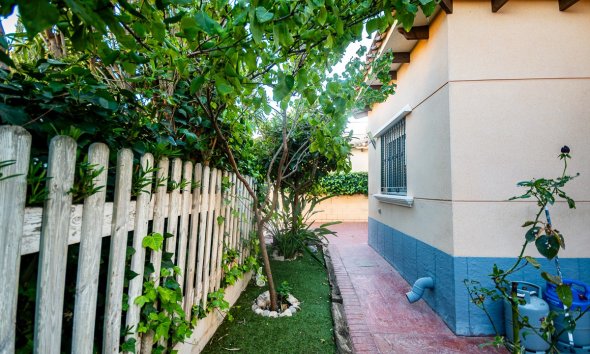 Revente - Villa -
Benferri - Inland