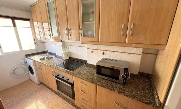 Revente - Apartment -
Torrevieja - Centro