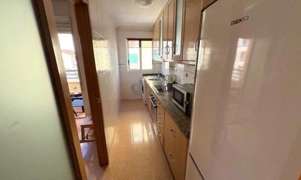 Revente - Apartment -
Torrevieja - Centro