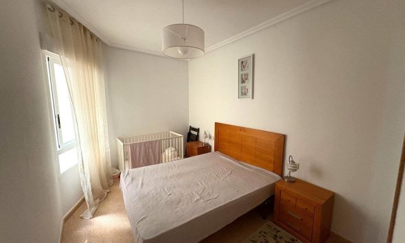 Revente - Apartment -
Torrevieja - Centro