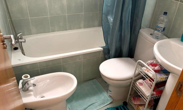 Revente - Apartment -
Torrevieja - Centro